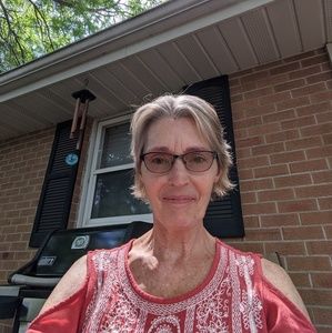 Meet your Posher, Diane